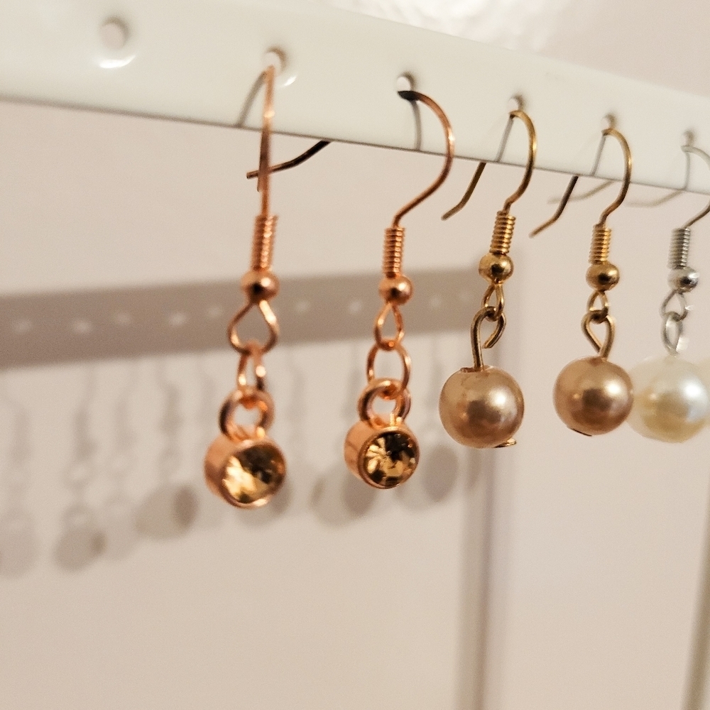 Small Earring Lot - Picture 3 of 5